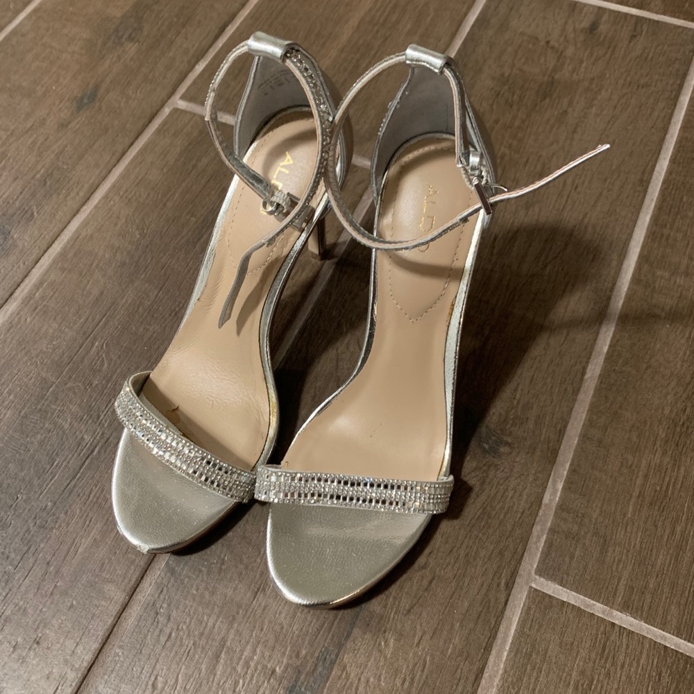 🎉HP🎉ALDO: Ciasa Silver Heeled Sandal